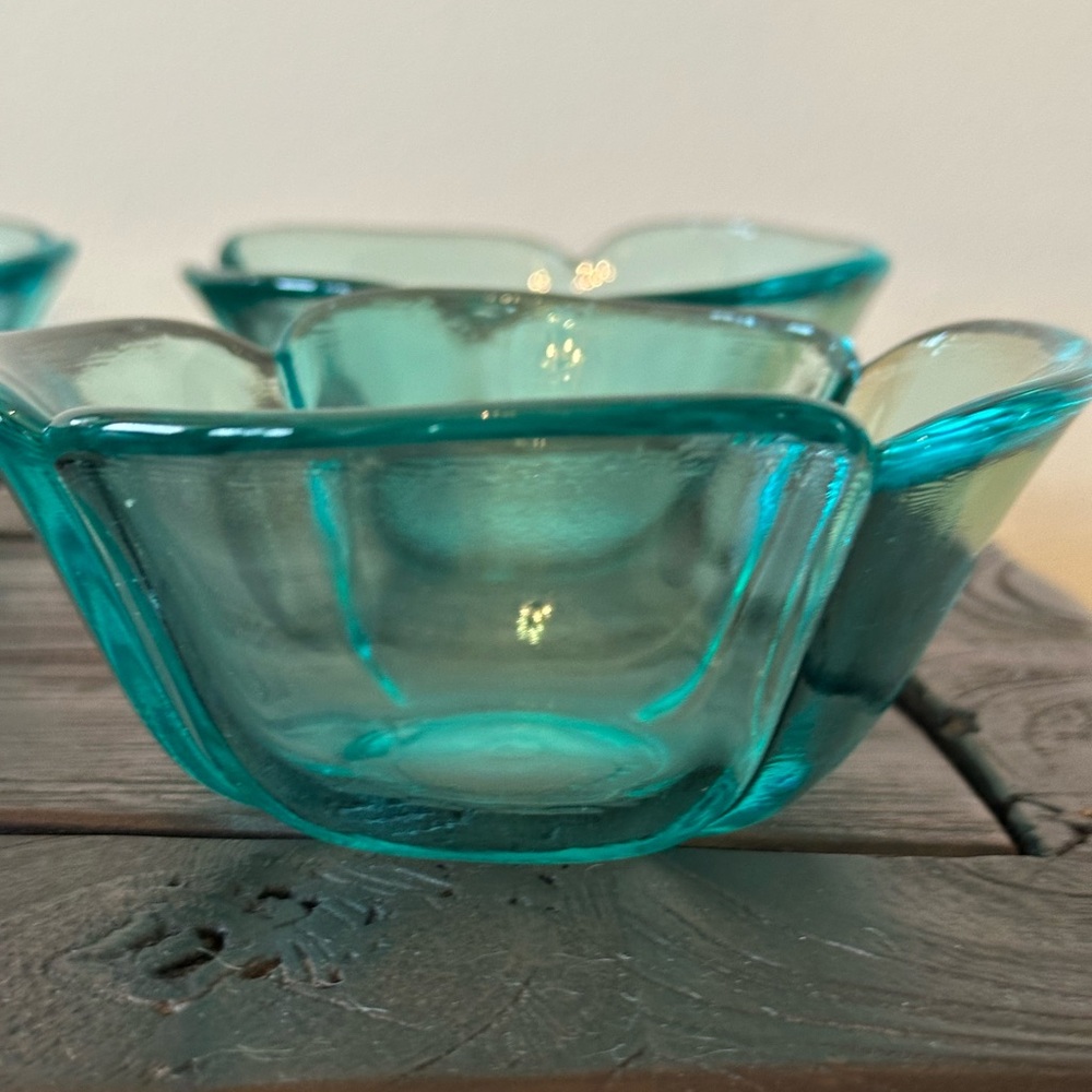 Vintage MCM Bowls - Picture 5 of 8